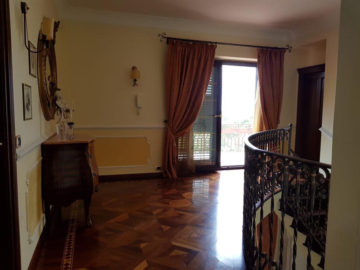 B&B Villa Francesca Soverato Marina Exterior photo